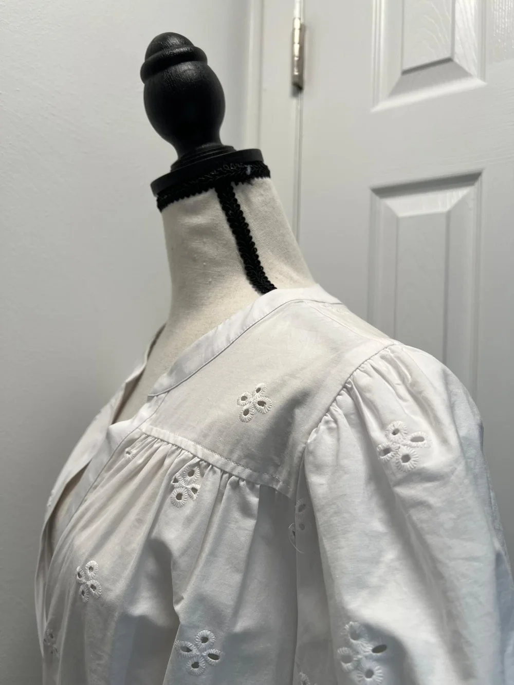 Women’s White Eyelet Tiered Mini Dress with Drawstring Waist 100% Cotton - Picture 5 of 13